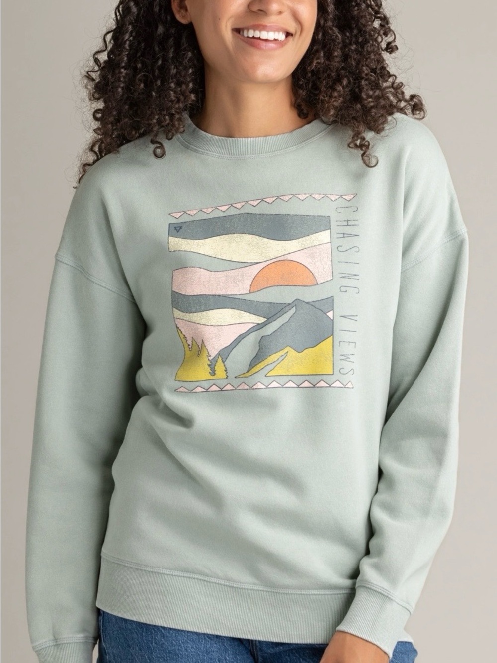 Chasing Views Sage Graphic Crewneck Sweatshirt